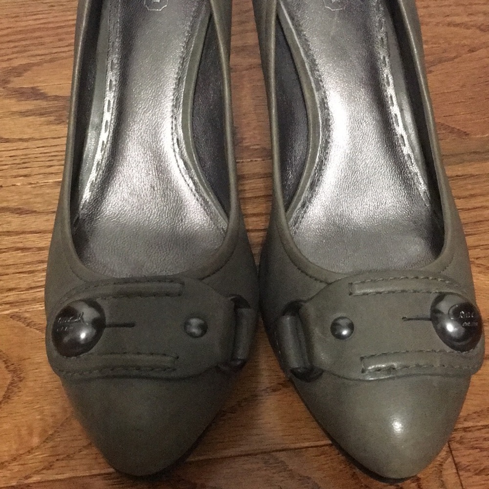 Coach heels - Picture 2 of 5